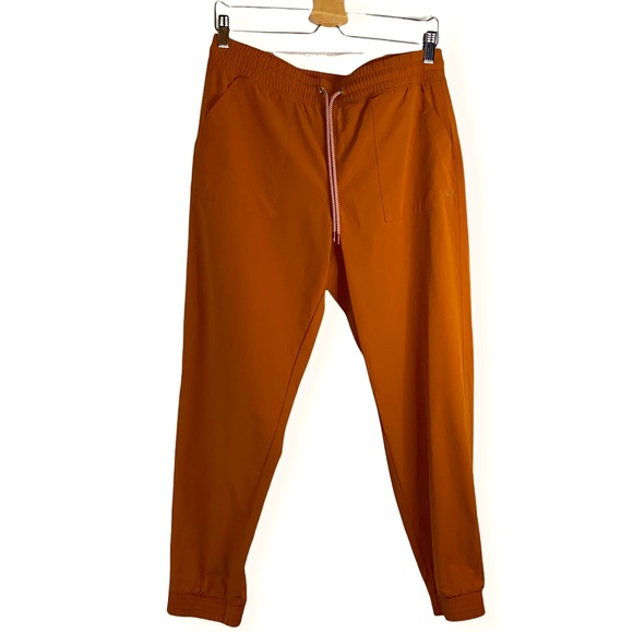 GAP Pants - Gap Workout Nylon Spadex Soft Lightweight Jogger Stretch Medium Terracotta Rust